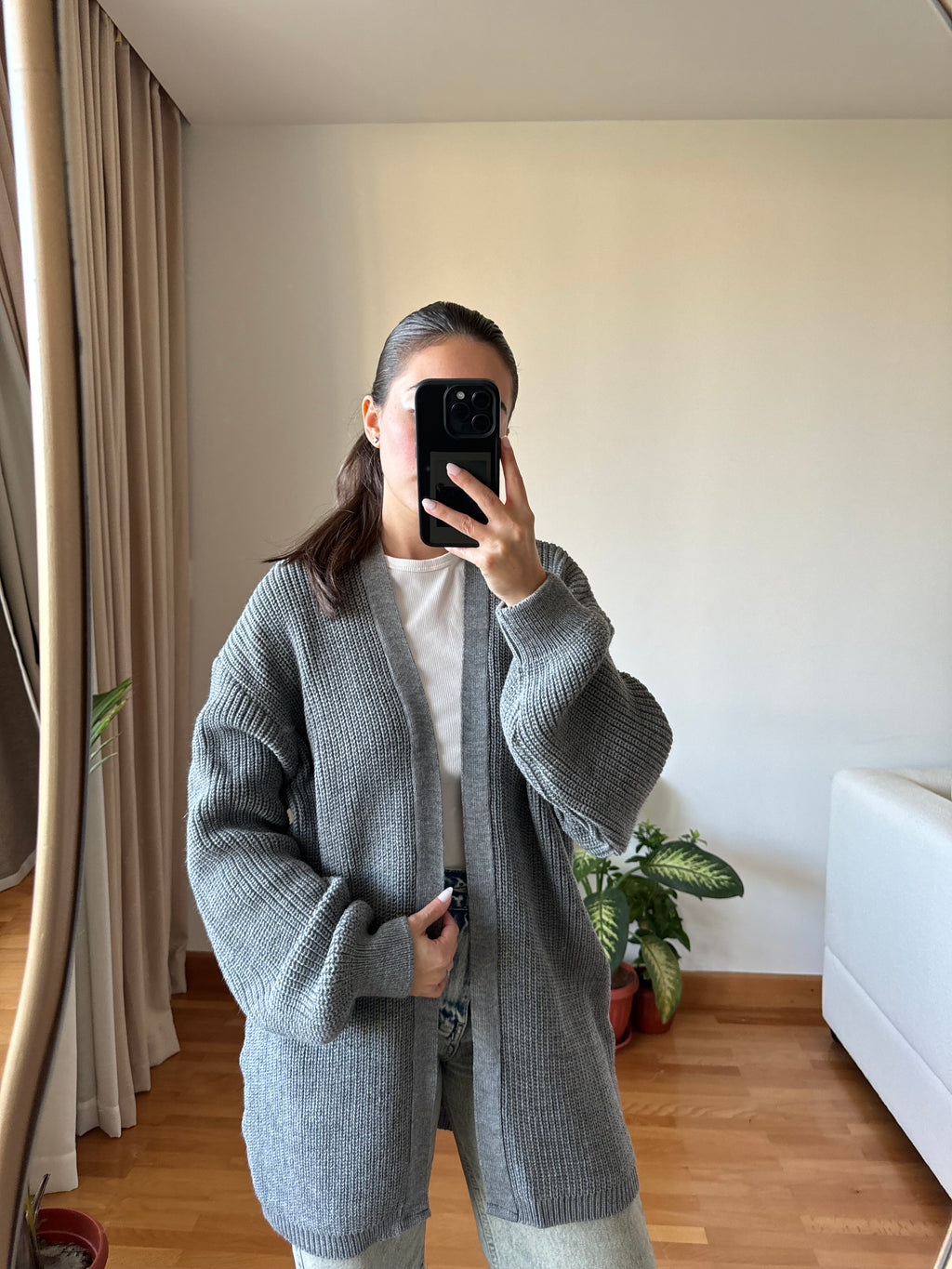 Short Knitted Cardigan-Grey