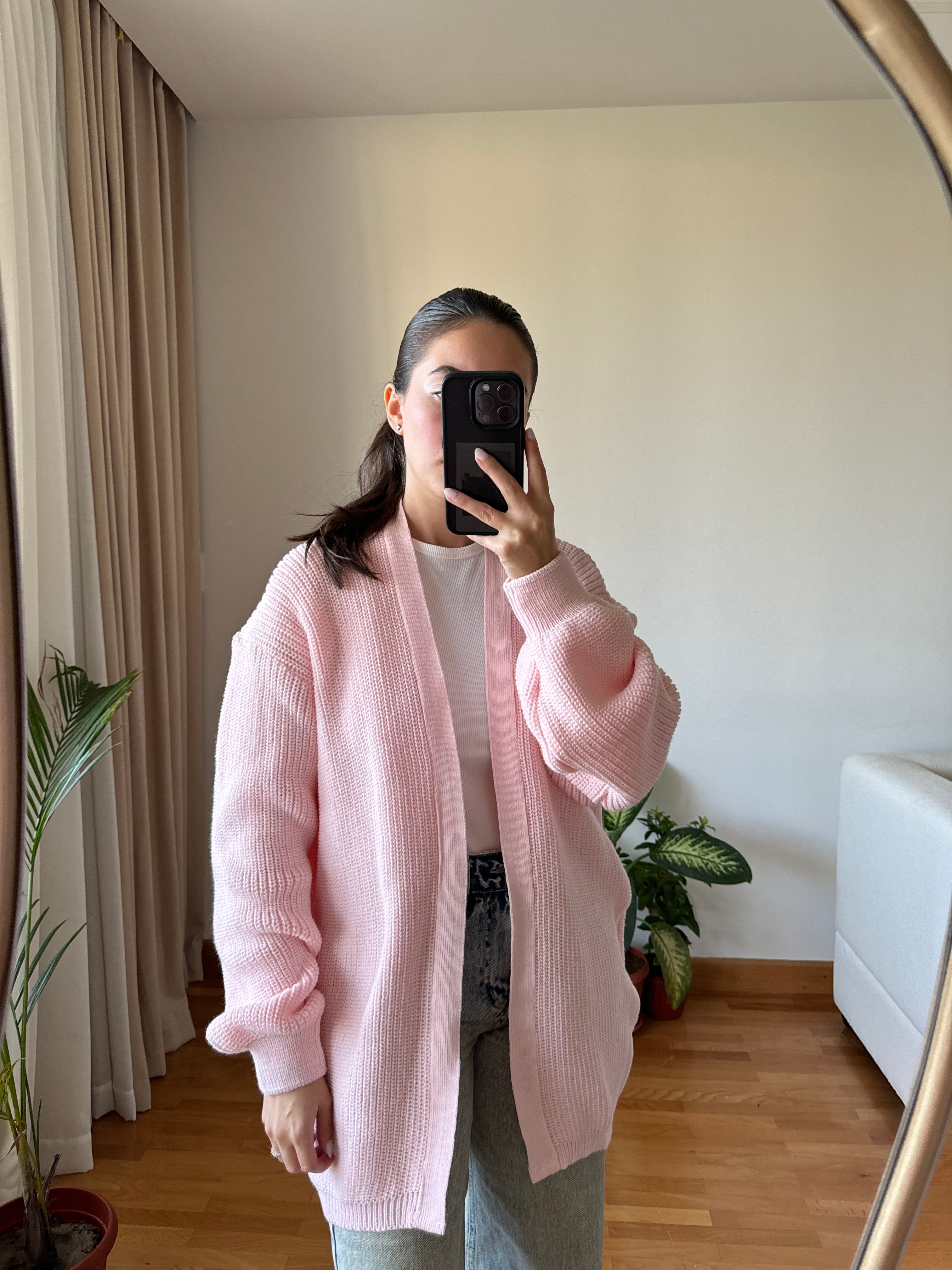 Short Knitted Cardigan-Light Pink