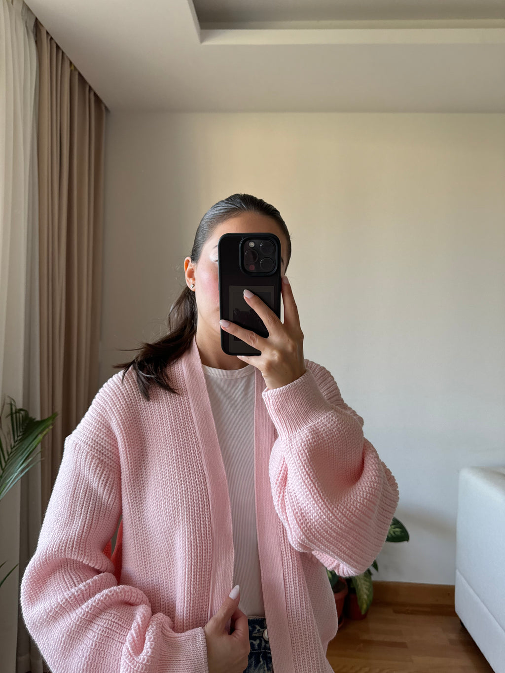 Short Knitted Cardigan-Light Pink