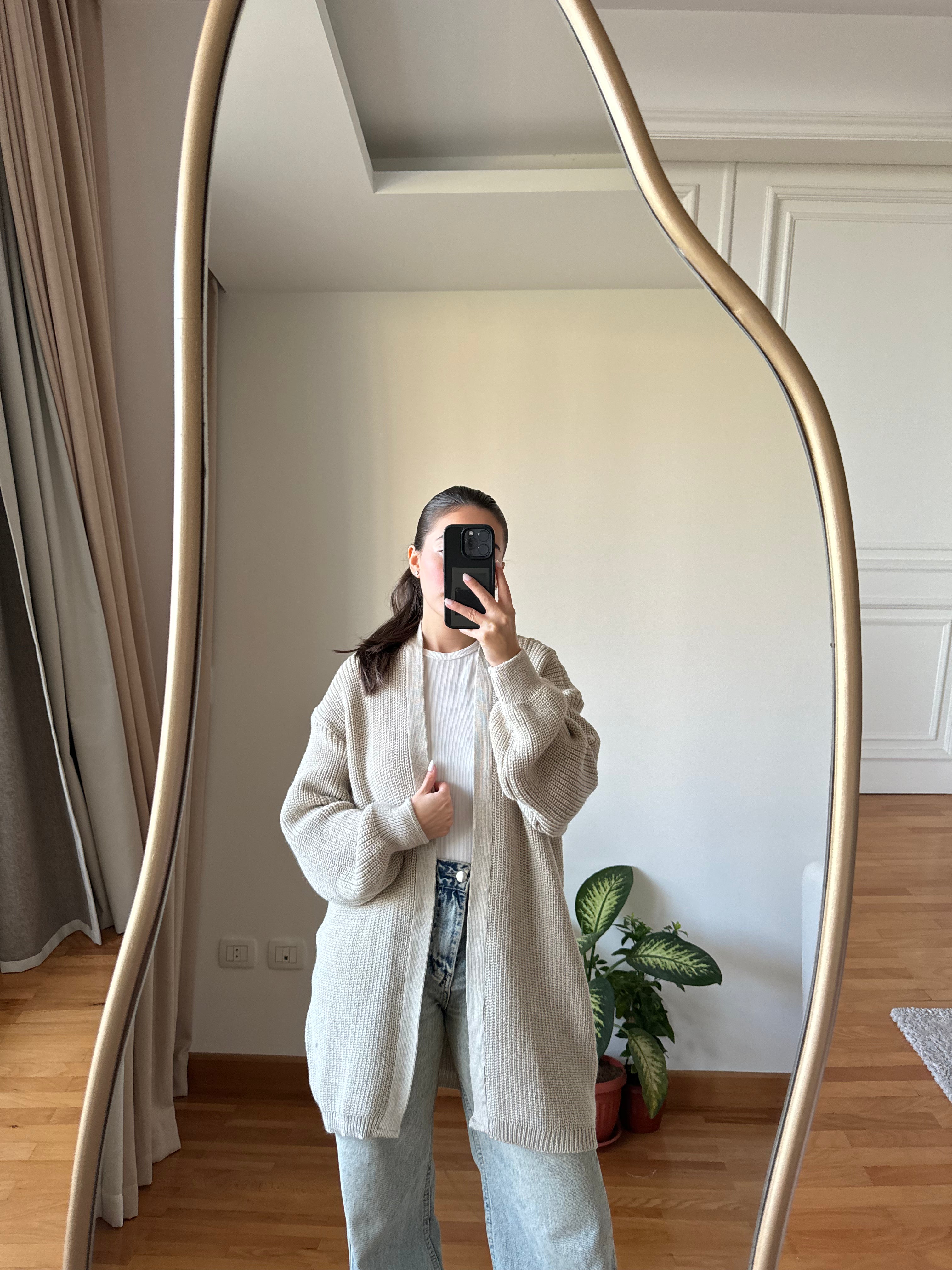 Short Knitted Cardigan-Beige