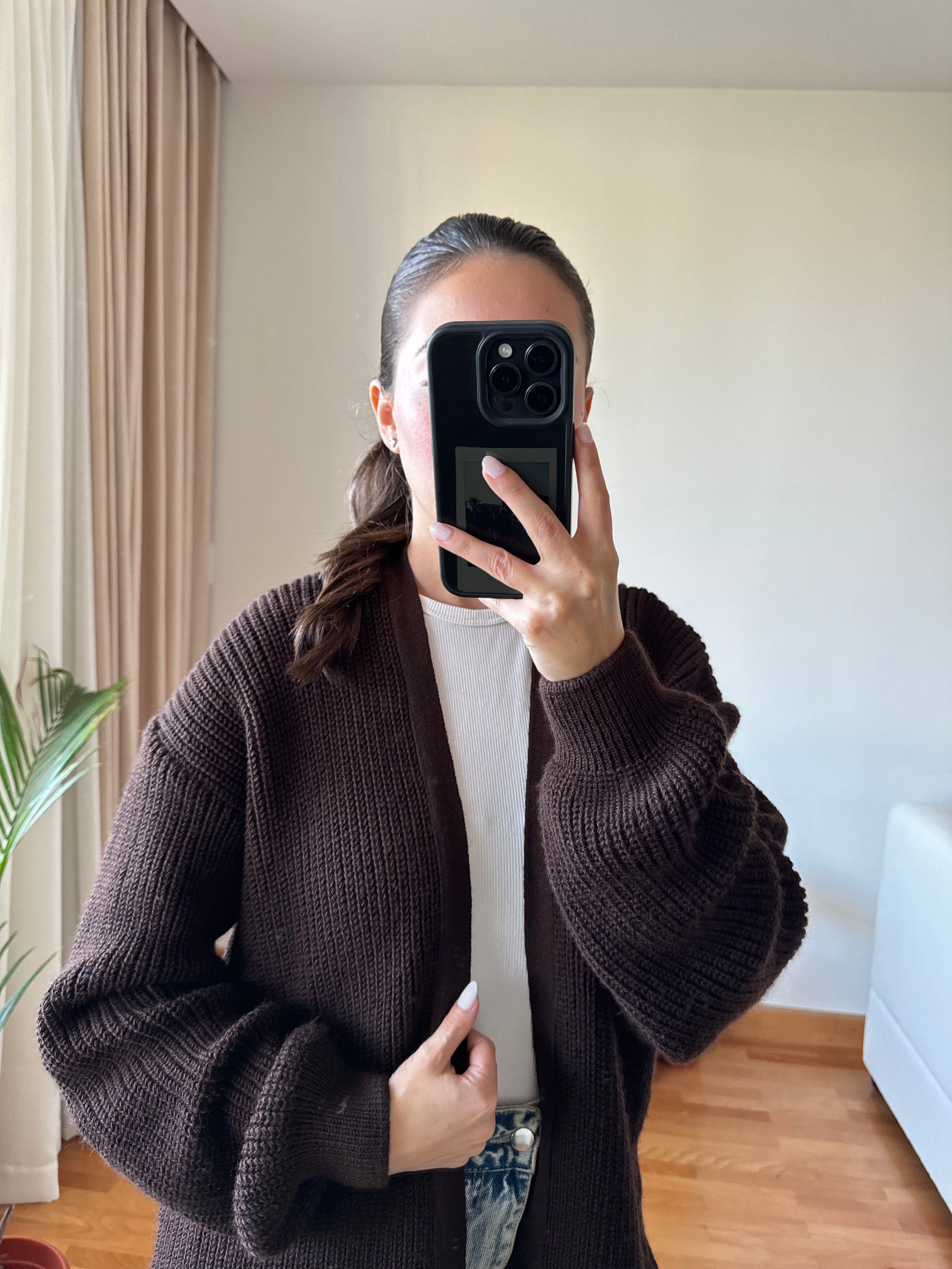 Short Knitted Cardigan-Brown