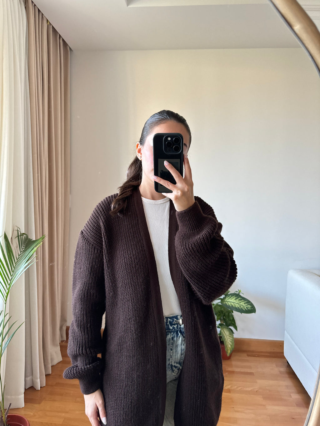 Short Knitted Cardigan-Brown